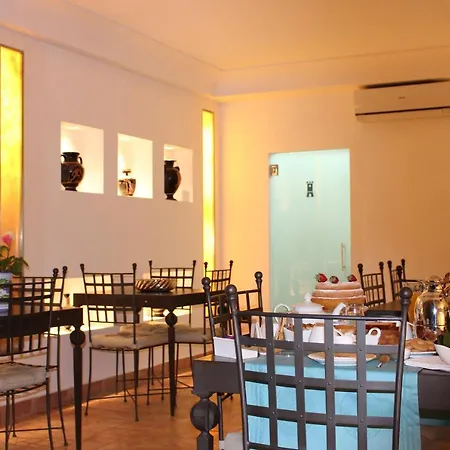 בית הארחה Torre Antica Suites *
